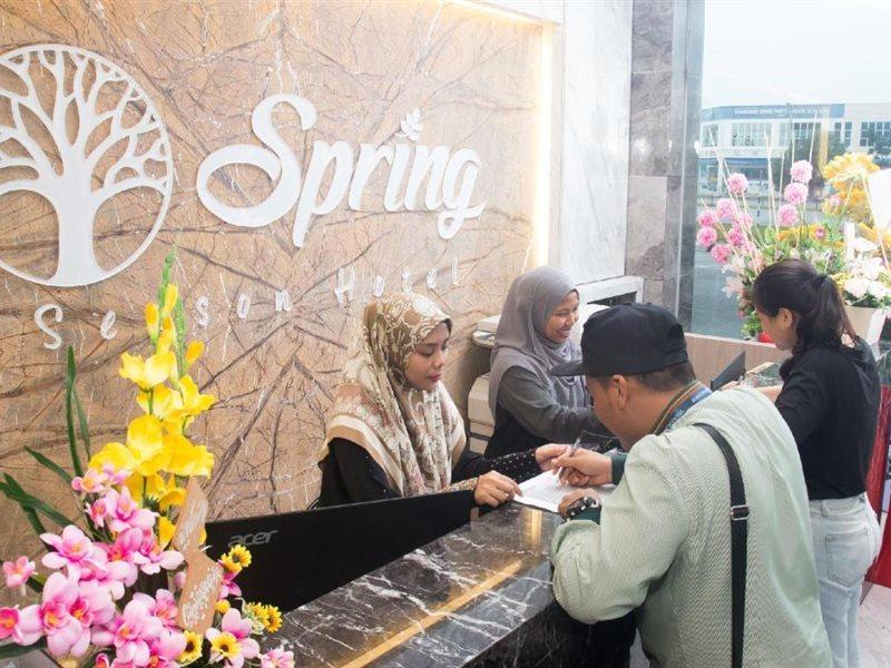 מואר Spring Season Hotel מראה חיצוני תמונה